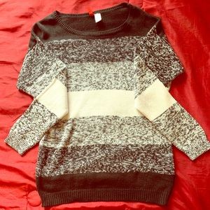 Scoop Neck Knit Sweater